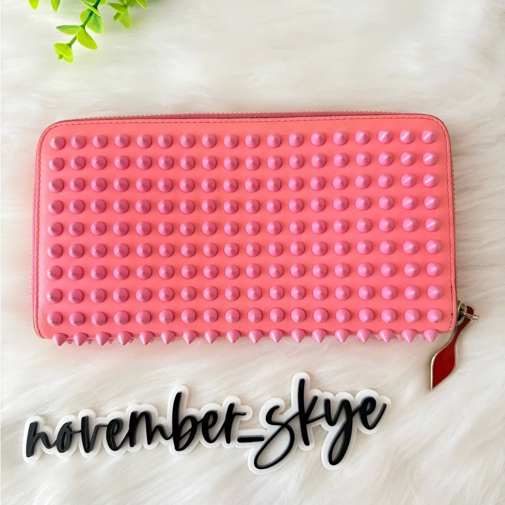 Christian Louboutin‎ Panettone Bubble Gum Pink Studded Zippy Wallet - Picture 4 of 16